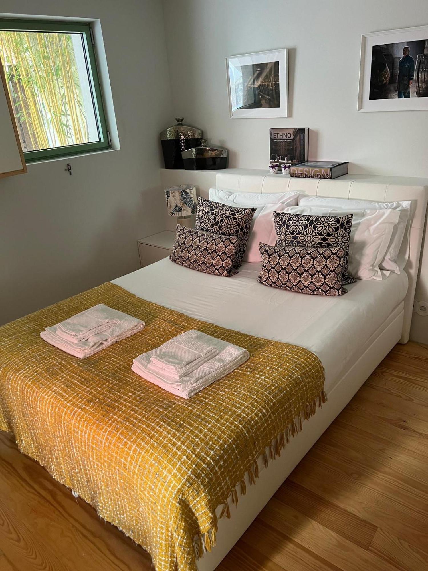Cativo Flat - Lovely 2 Bed Duplex in Oporto Esterno foto